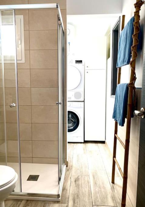 Beachfront Apartment Incl Highspeed Wifi メレナラ エクステリア 写真